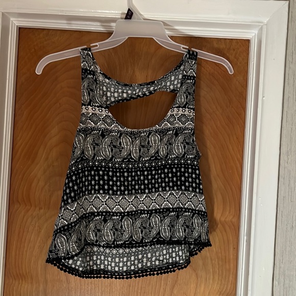 Mudd Tops - Mudd Boho Tank top